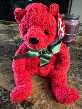 🎄Ty Mistletoe Red Beabie Baby Bear Holiday